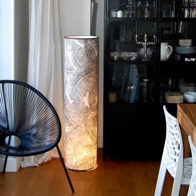 Lampadaire, colonne lumineuse